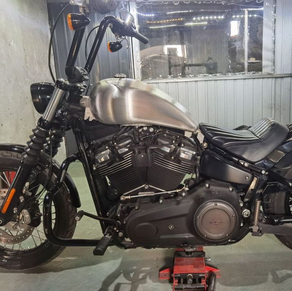 Custom Gas Tank for Harley Davidson Softail 107