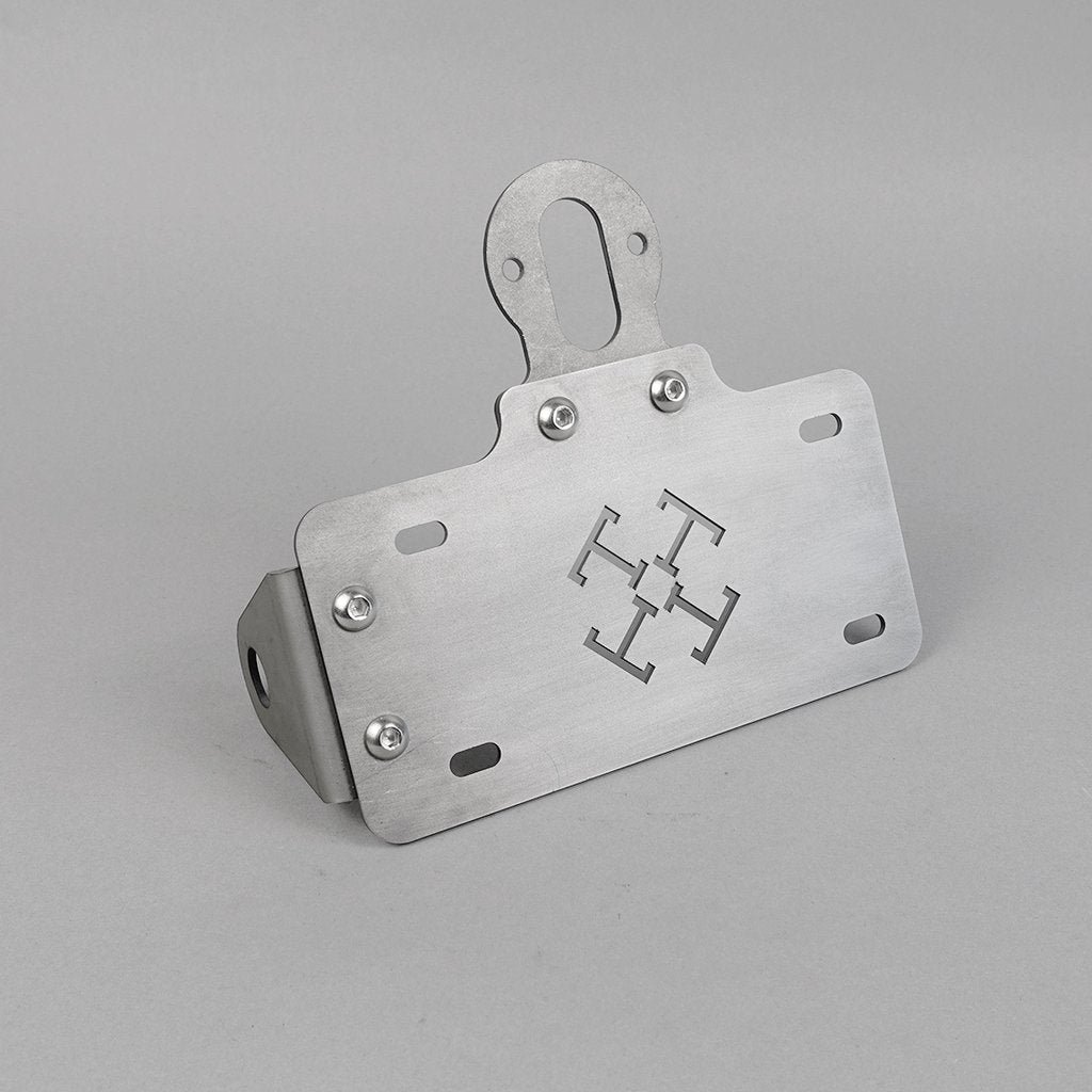 The Modular Axle Mount License Plate You Need Right Now: The Tenet