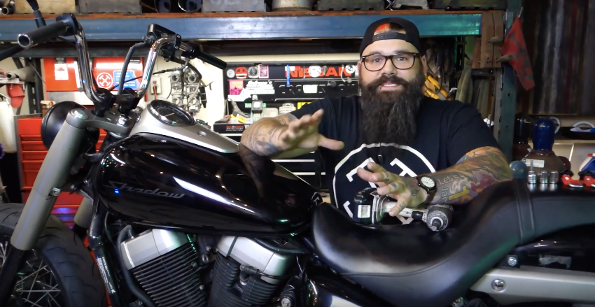 Honda Shadow Phantom Mod  - Episode 1: Gas Tank and Seat Removal