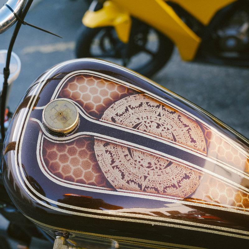 Custom Peanut Gas Tank for Honda Shadow VTX1300