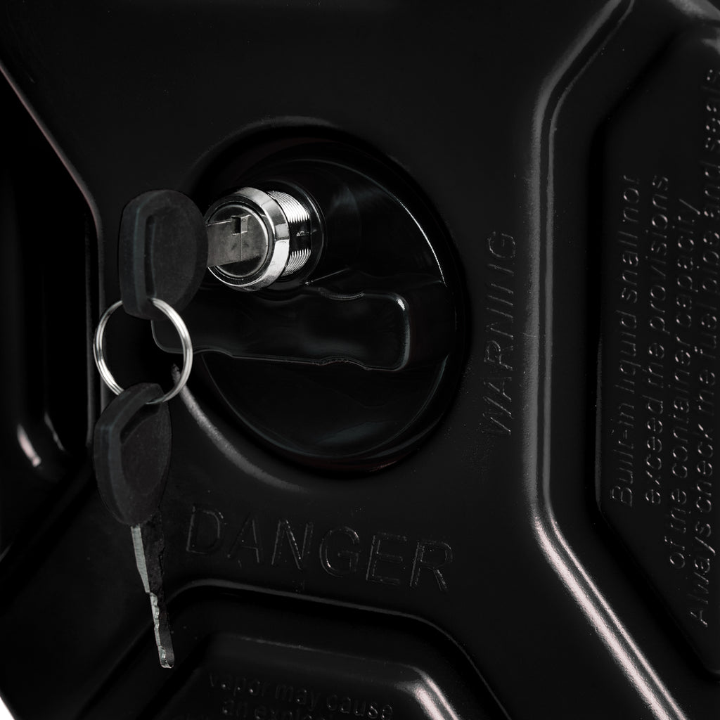3L Lockable Jerry Can + Sissy Bar Mount
